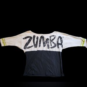 Off the shoulder tee